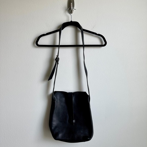 Jigsaw Shoulder Bag Womens Black Leather Adjustable Strap Minimalist Purse Tote - Picture 3 of 9